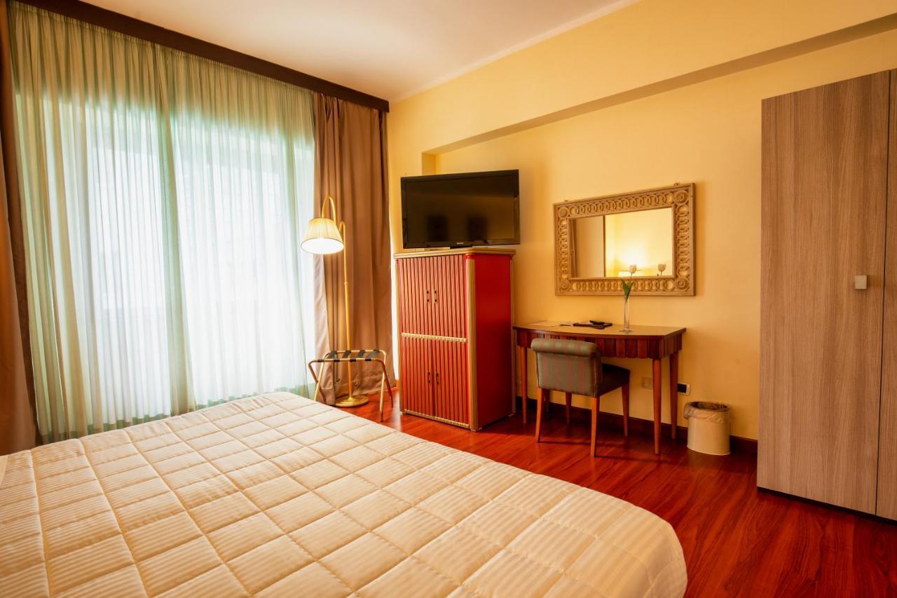 Hotel Royal Palace Messina Exterior foto